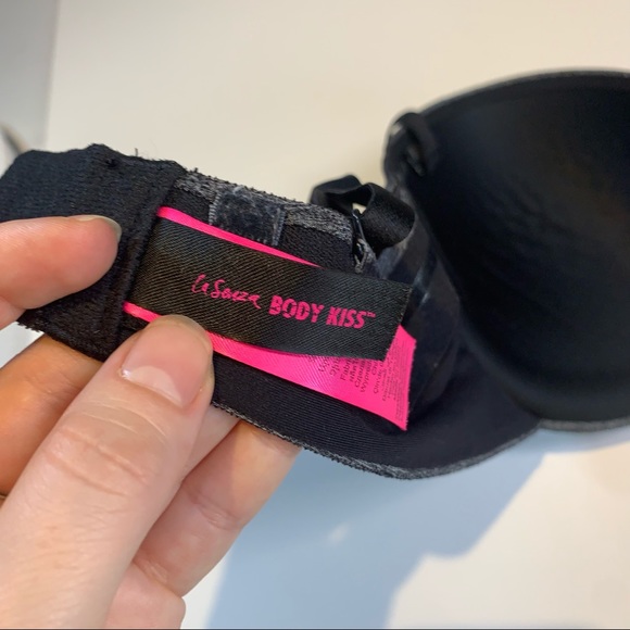 La Senza 34D Heather grey “Body Kiss” twist front push up strapless bra - Picture 13 of 14